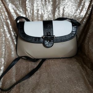 Bar Harbor Classics Genuine Leather Crossbody